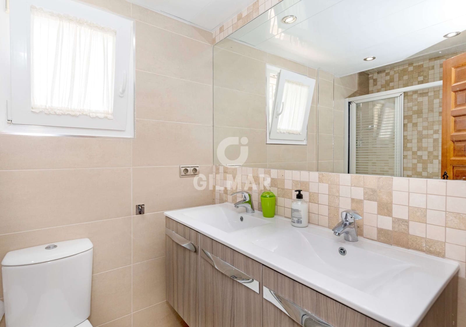 4 sypialnia Dom blizniak na sprzedaż w Tarifa z basenem garażem - 900 000 € (Ref: 9956638)