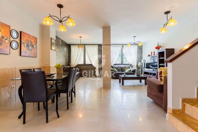 4 soveværelse Semi-Rækkehus til salg i Tarifa med swimmingpool garage - € 900.000 (Ref: 9956638)