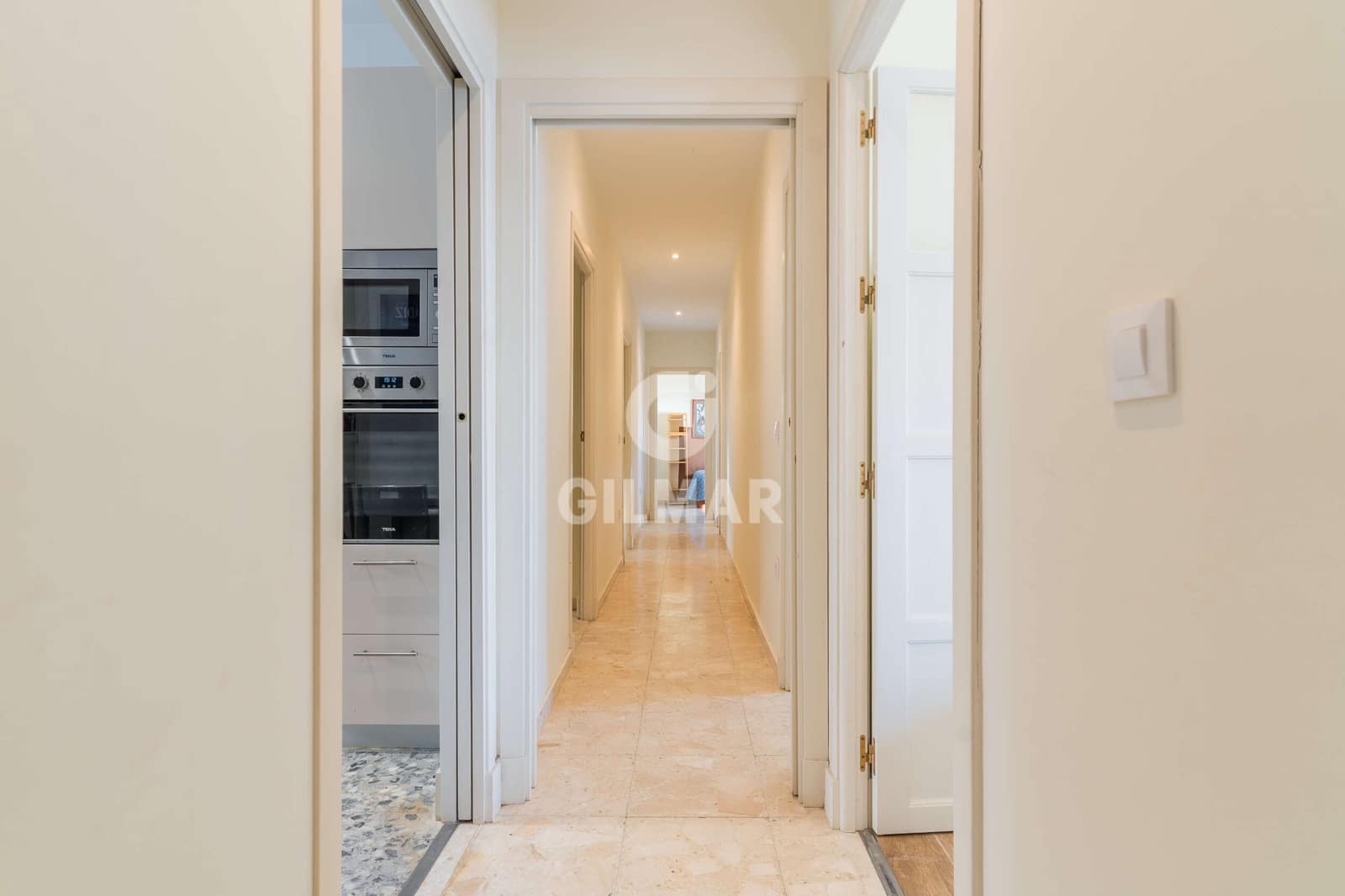 Piso de 5 habitaciones en Cádiz ciudad en venta con garaje - 990.000 € (Ref: 9956785)