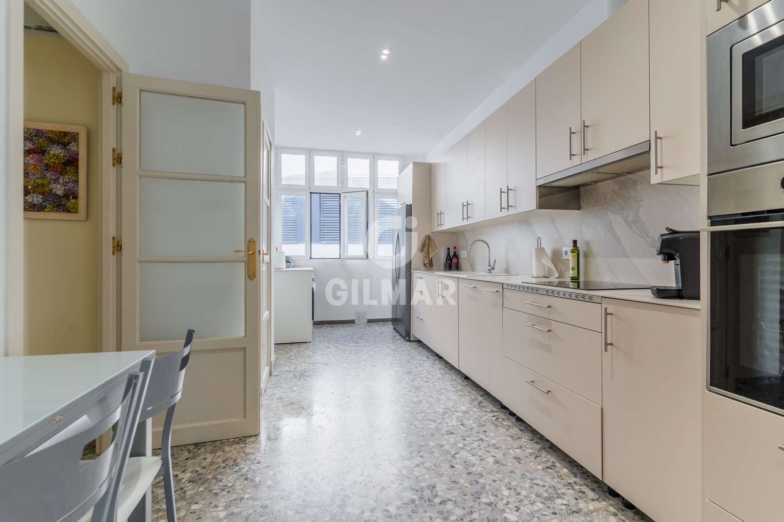 Piso de 5 habitaciones en Cádiz ciudad en venta con garaje - 990.000 € (Ref: 9956785)