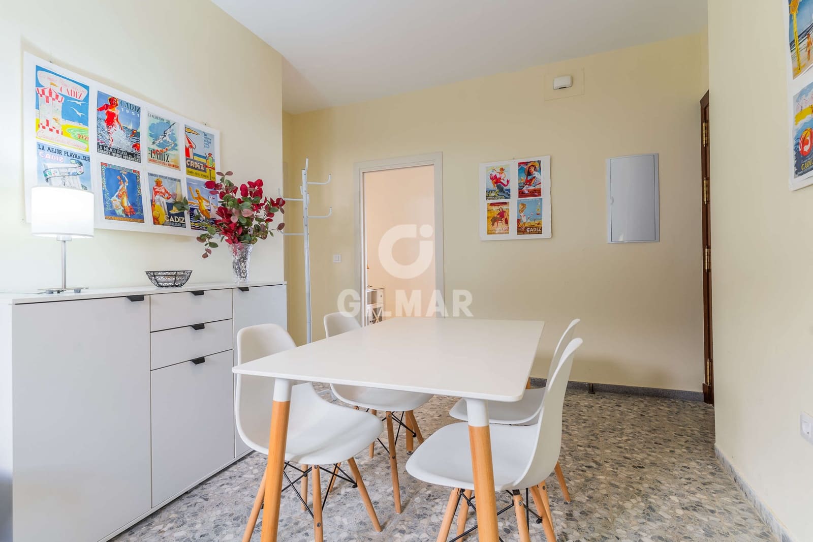 Piso de 5 habitaciones en Cádiz ciudad en venta con garaje - 990.000 € (Ref: 9956785)