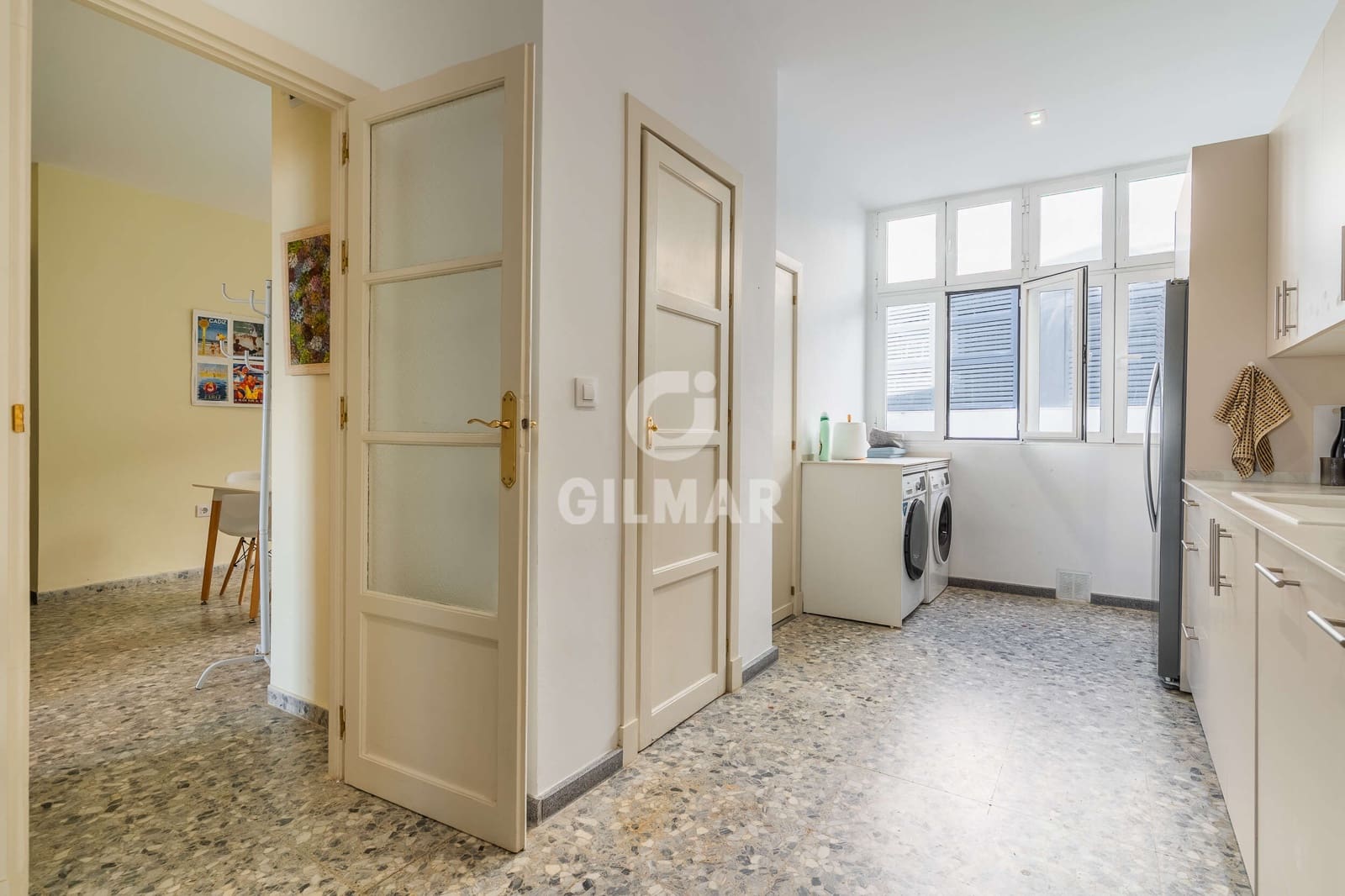Piso de 5 habitaciones en Cádiz ciudad en venta con garaje - 990.000 € (Ref: 9956785)