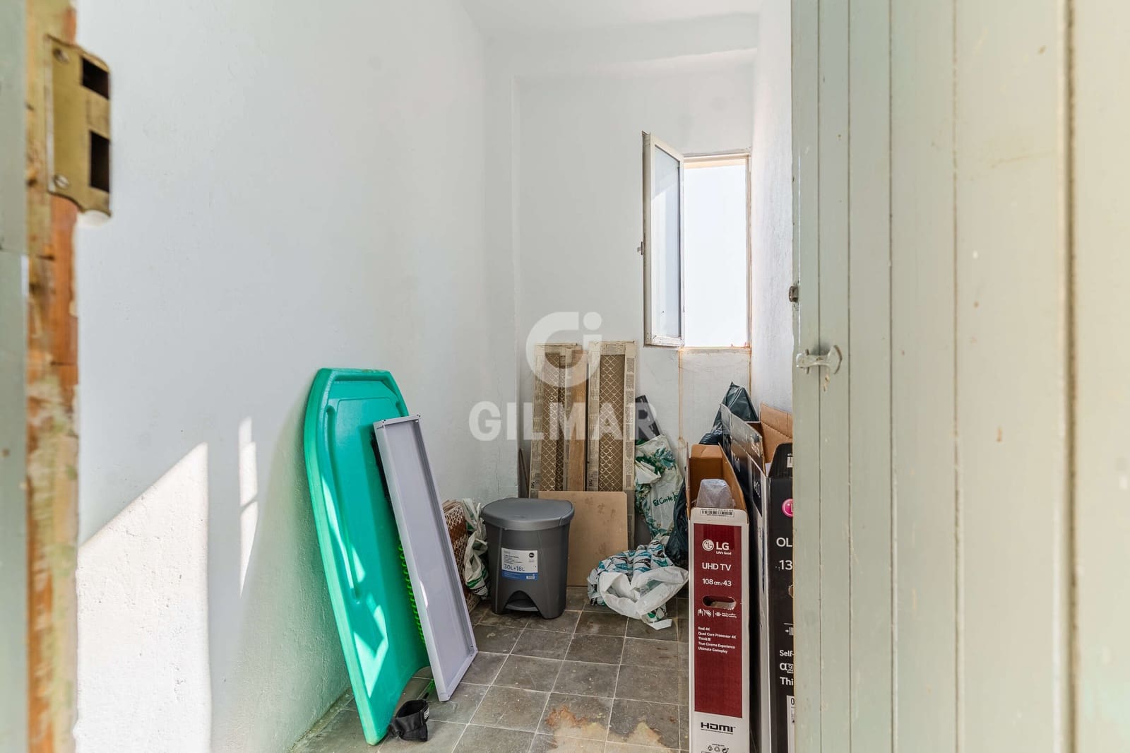 Piso de 5 habitaciones en Cádiz ciudad en venta con garaje - 990.000 € (Ref: 9956785)