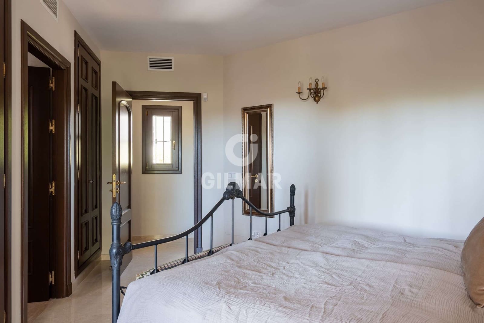 4 sovrum Villa till salu i El Rosario med pool garage - 2 250 000 € (Ref: 9958565)