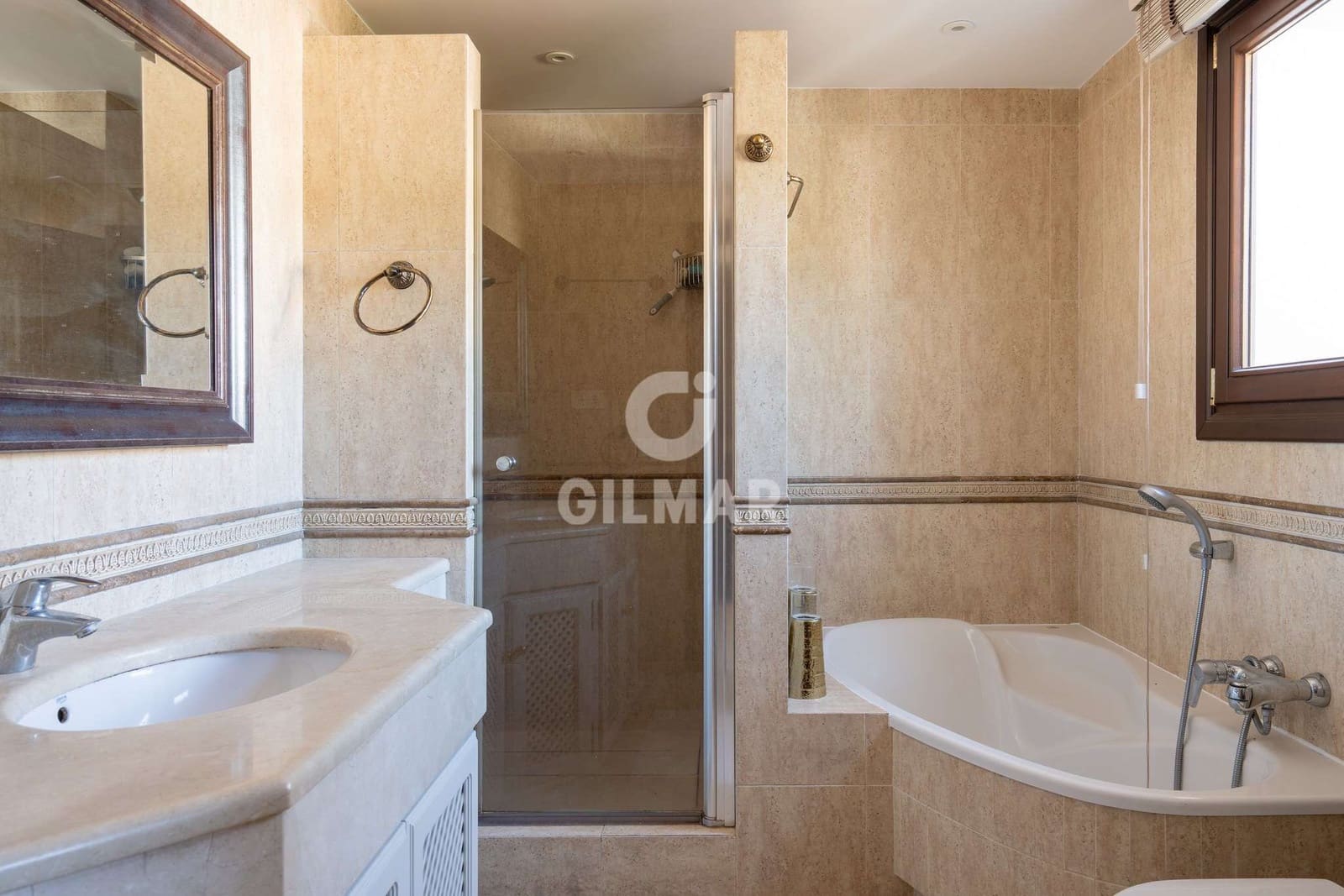 4 sovrum Villa till salu i El Rosario med pool garage - 2 250 000 € (Ref: 9958565)