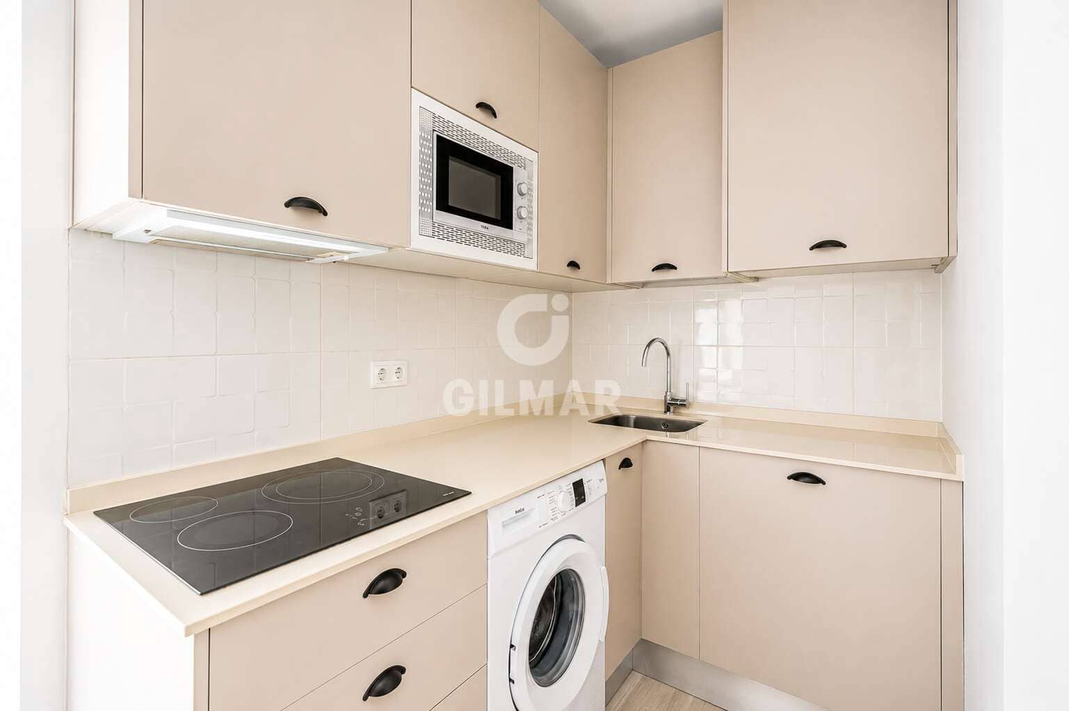 2 makuuhuone Asunto myytävänä paikassa Madrid kaupunki - 347 000 € (Ref: 9958765)