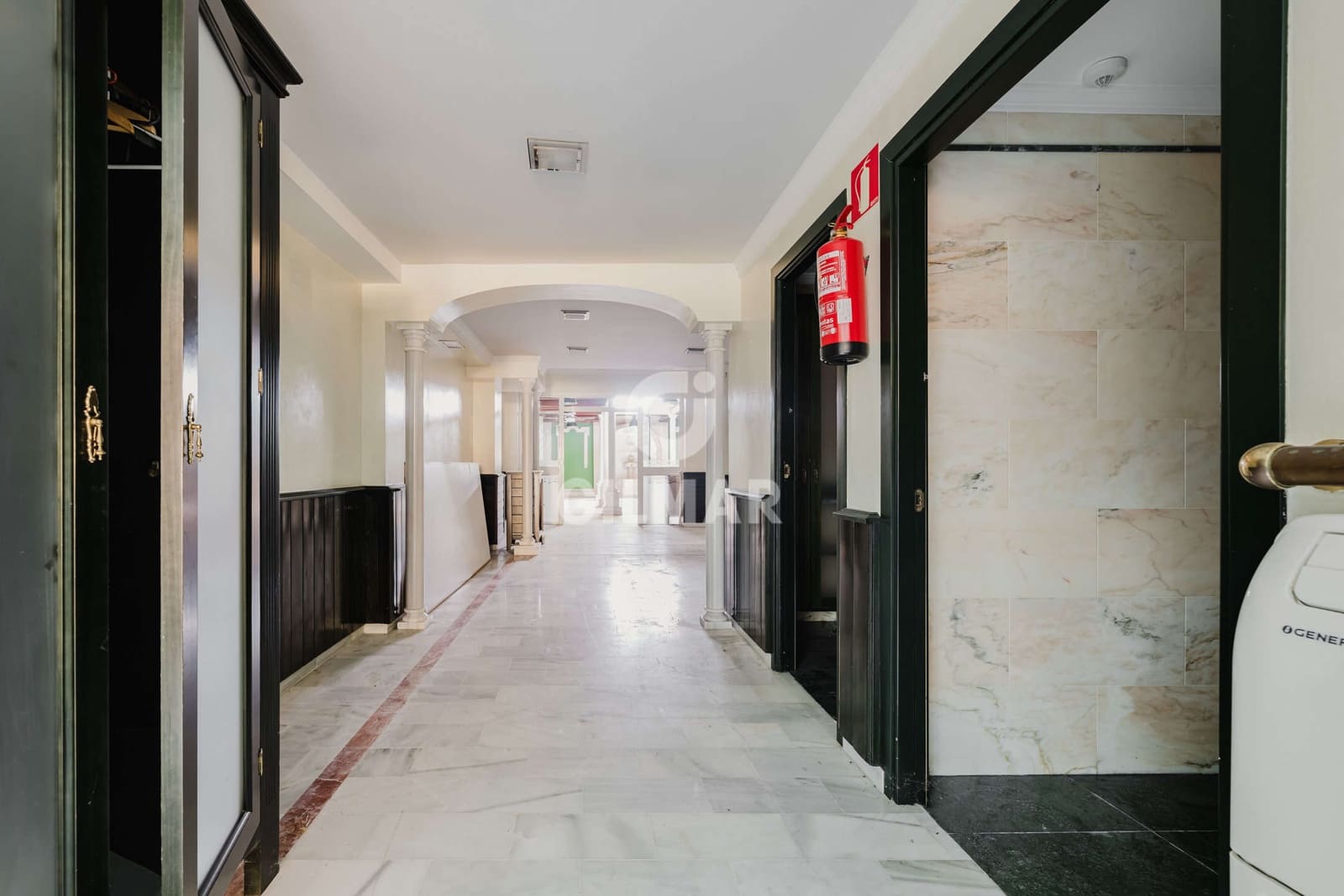 Local Comercial en El Puerto de Santa María en venta - 295.000 € (Ref: 9958842)