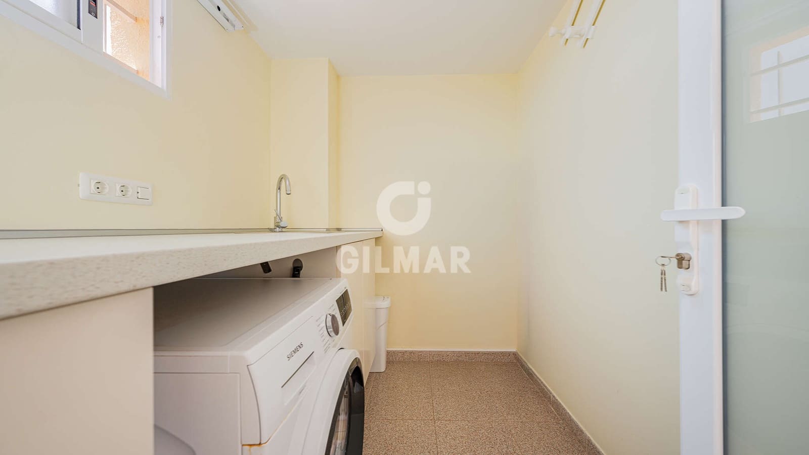 3 sypialnia Mieszkanie na sprzedaż w Las Palmas de Gran Canaria z garażem - 358 000 € (Ref: 9961637)