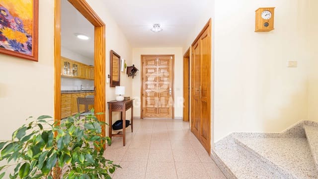 3 chambre Appartement à vendre à Tafira, Las Palmas de Gran Canaria avec garage - 358 000 € (Ref: 9961637)