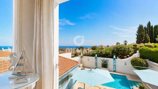 4 chambre Villa/Maison à vendre à Montealto - Monterrey, Benalmádena avec piscine garage - 985 000 € (Ref: 9961640)