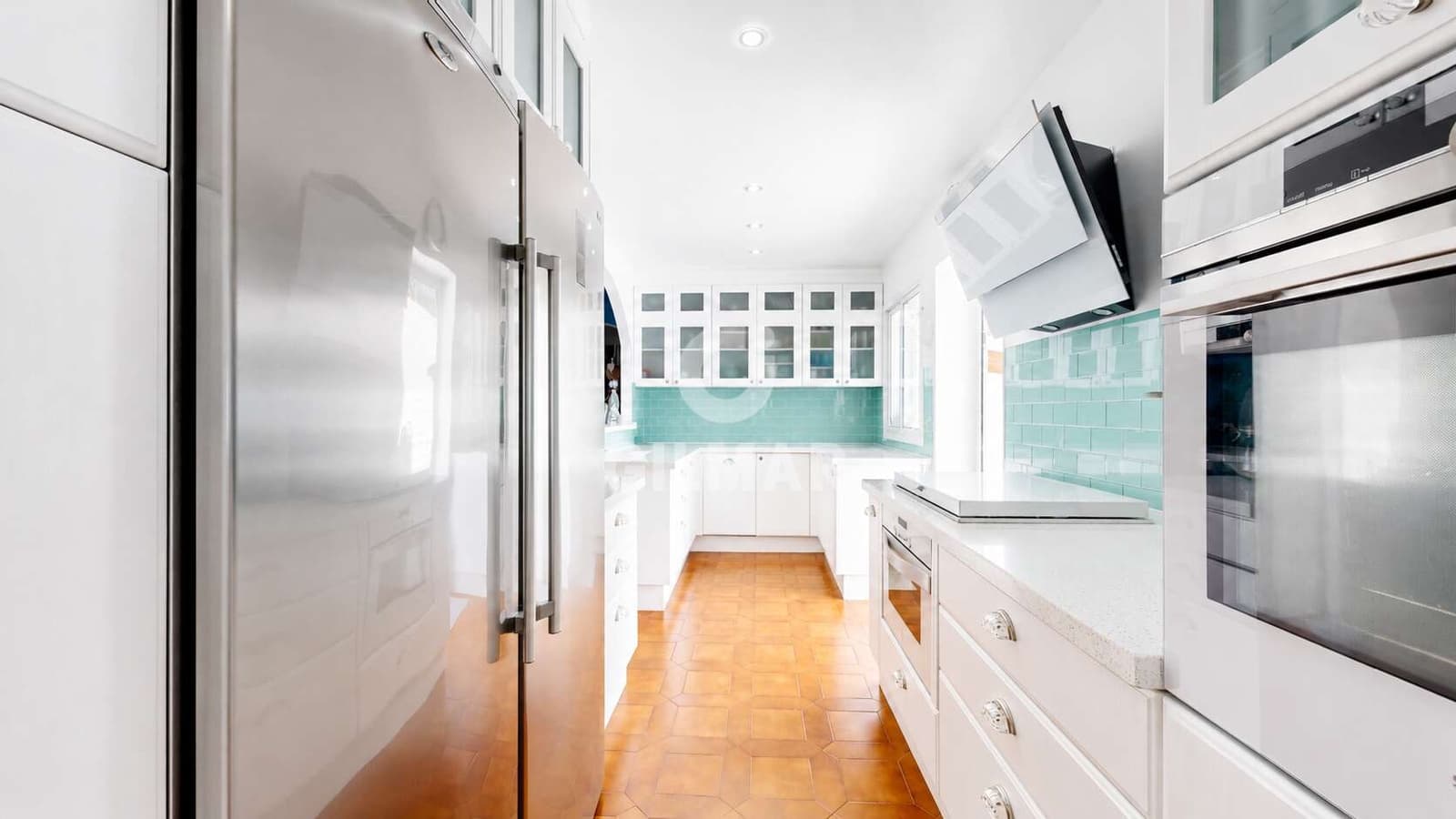 4 chambre Villa/Maison à vendre à Benalmadena avec piscine garage - 985 000 € (Ref: 9961640)