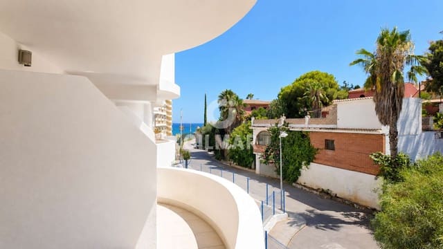 1 chambre Appartement à vendre à Benalmadena Costa, Benalmádena avec piscine garage - 229 000 € (Ref: 9961641)