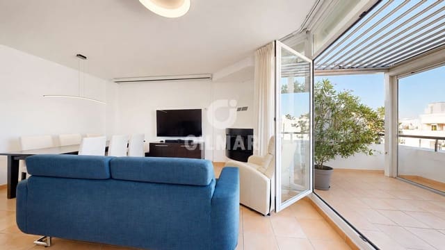 5 soverom Rekkehus til salgs i Torremuelle, Benalmádena med svømmebasseng garasje - € 559 000 (Ref: 9961642)