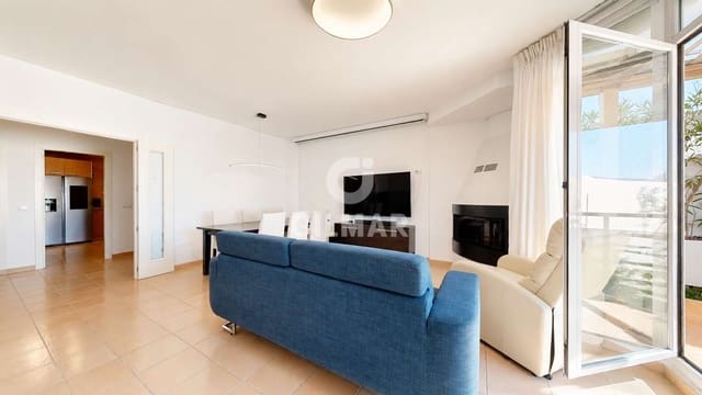 5 soverom Rekkehus til salgs i Torremuelle, Benalmádena med svømmebasseng garasje - € 559 000 (Ref: 9961642)
