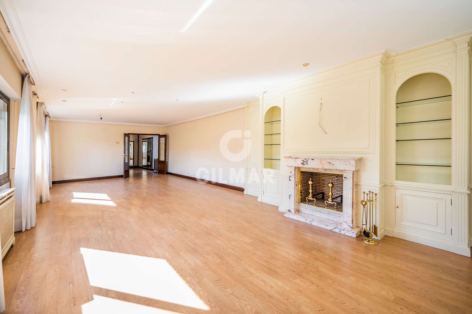 4 chambre Villa/Maison Semi-Mitoyenne à vendre à Madrid ville avec piscine garage - 1 450 000 € (Ref: 9968863)