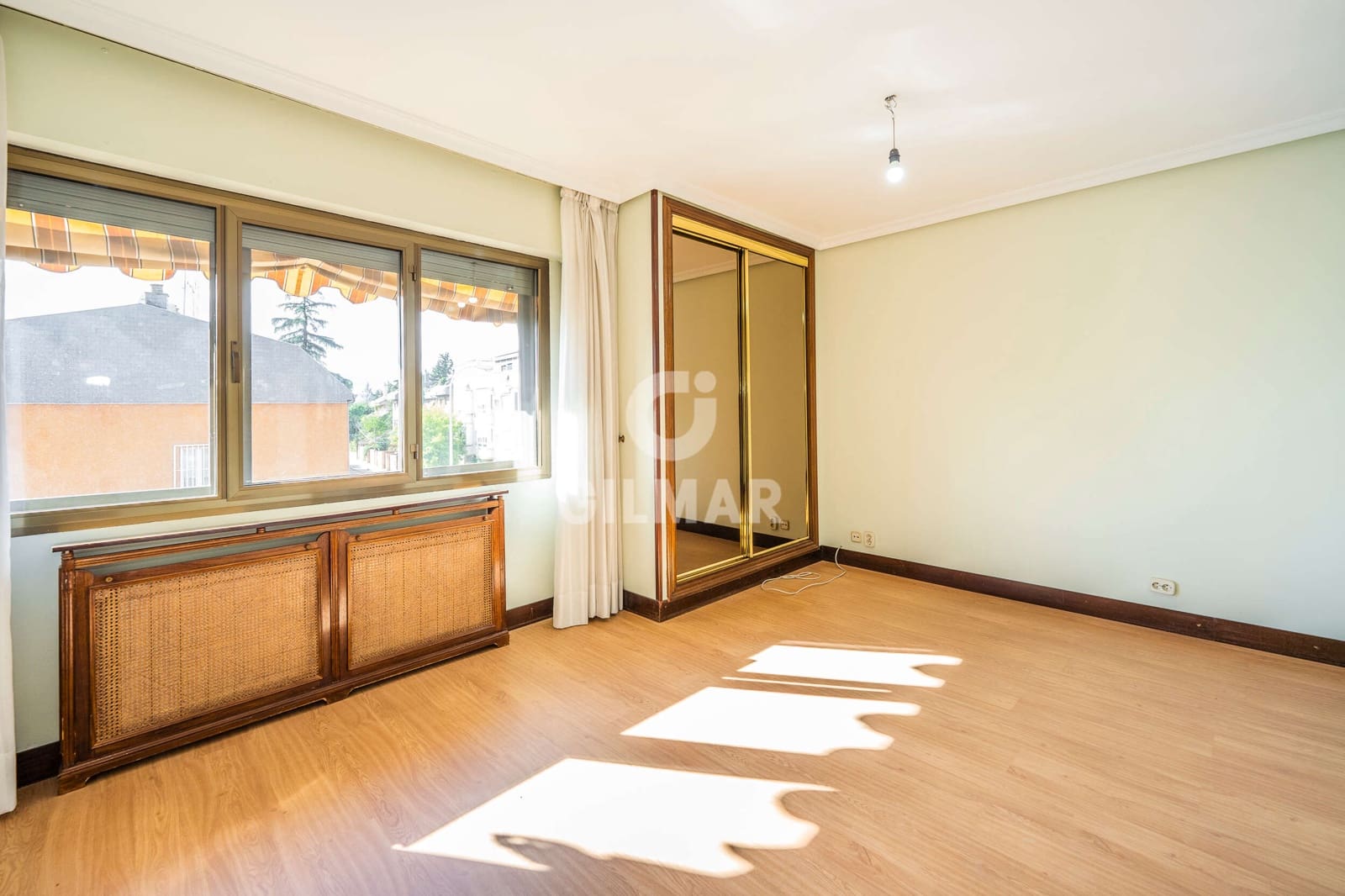 4 chambre Villa/Maison Semi-Mitoyenne à vendre à Madrid ville avec piscine garage - 1 450 000 € (Ref: 9968863)