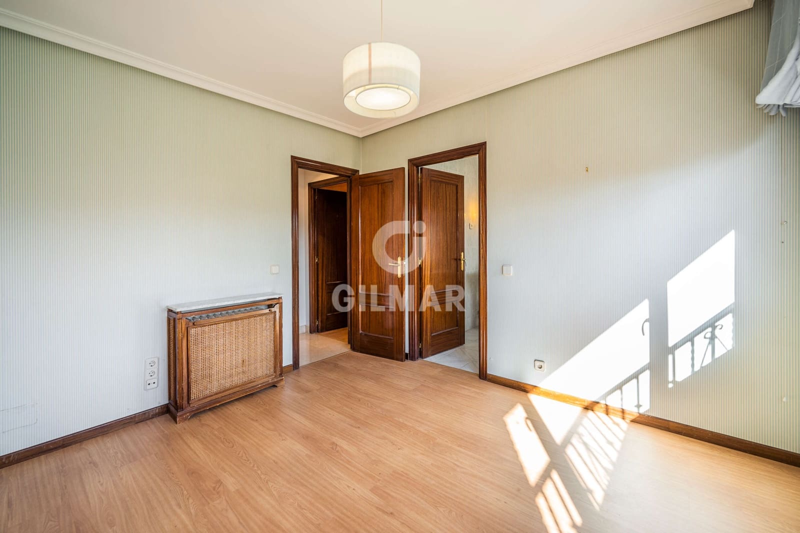 4 chambre Villa/Maison Semi-Mitoyenne à vendre à Madrid ville avec piscine garage - 1 450 000 € (Ref: 9968863)