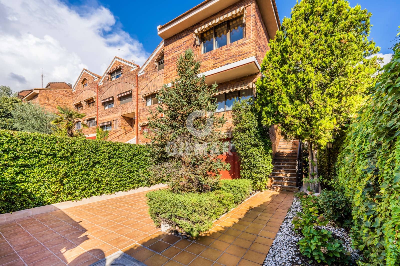 4 chambre Villa/Maison Semi-Mitoyenne à vendre à Madrid ville avec piscine garage - 1 450 000 € (Ref: 9968863)