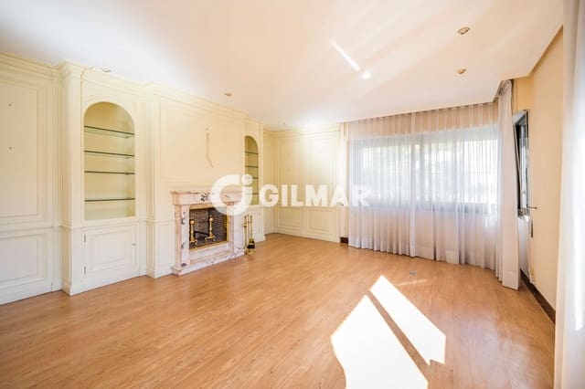 Pareado de 4 habitaciones en Peñagrande, Madrid ciudad en venta con piscina garaje - 1.395.000 € (Ref: 9968863)