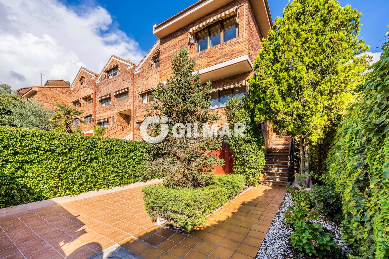 4 chambre Villa/Maison Semi-Mitoyenne à vendre à Madrid ville avec piscine garage - 1 395 000 € (Ref: 9968863)