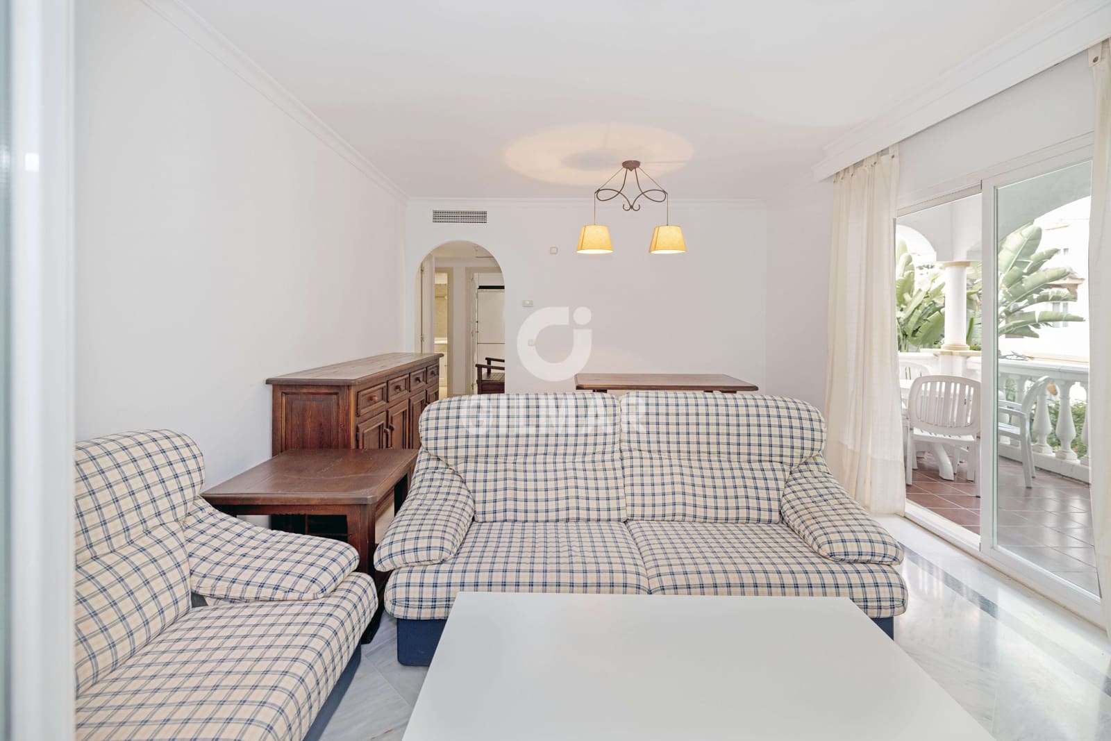 2 bedroom Flat for sale in Marbella with pool garage - € 520,000 (Ref: 9968958)