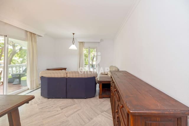 2 sypialnia Mieszkanie na sprzedaż w Marbella Centro, Marbella z basenem garażem - 520 000 € (Ref: 9968958)