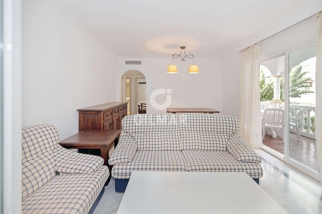 2 sypialnia Mieszkanie na sprzedaż w Marbella Centro, Marbella z basenem garażem - 520 000 € (Ref: 9968958)