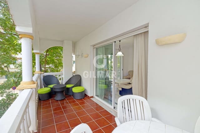 2 sypialnia Mieszkanie na sprzedaż w Marbella Centro, Marbella z basenem garażem - 520 000 € (Ref: 9968958)