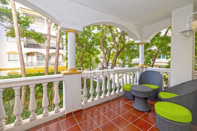 2 sypialnia Mieszkanie na sprzedaż w Marbella Centro, Marbella z basenem garażem - 520 000 € (Ref: 9968958)