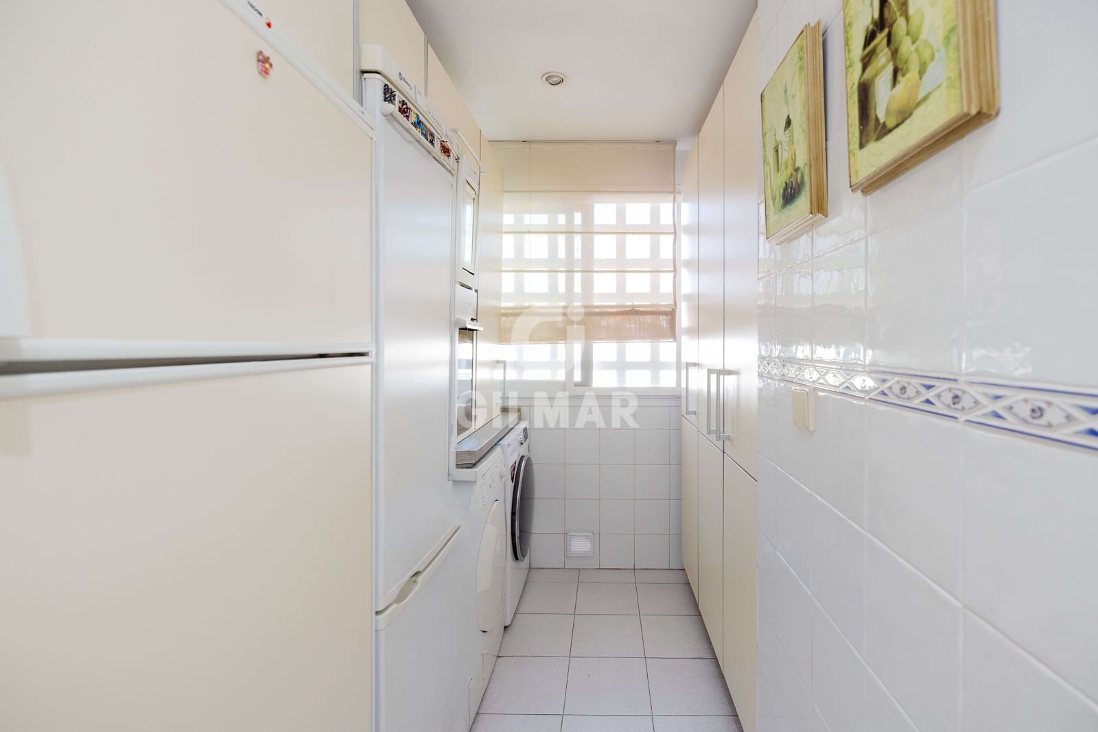 4 quarto Penthouse para venda em Marbella com piscina garagem - 895 000 € (Ref: 9968960)