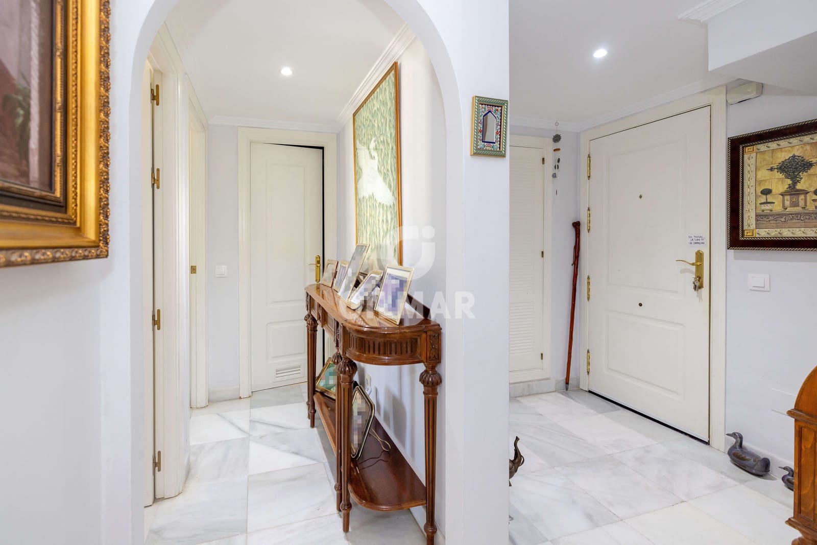 4 quarto Penthouse para venda em Marbella com piscina garagem - 895 000 € (Ref: 9968960)