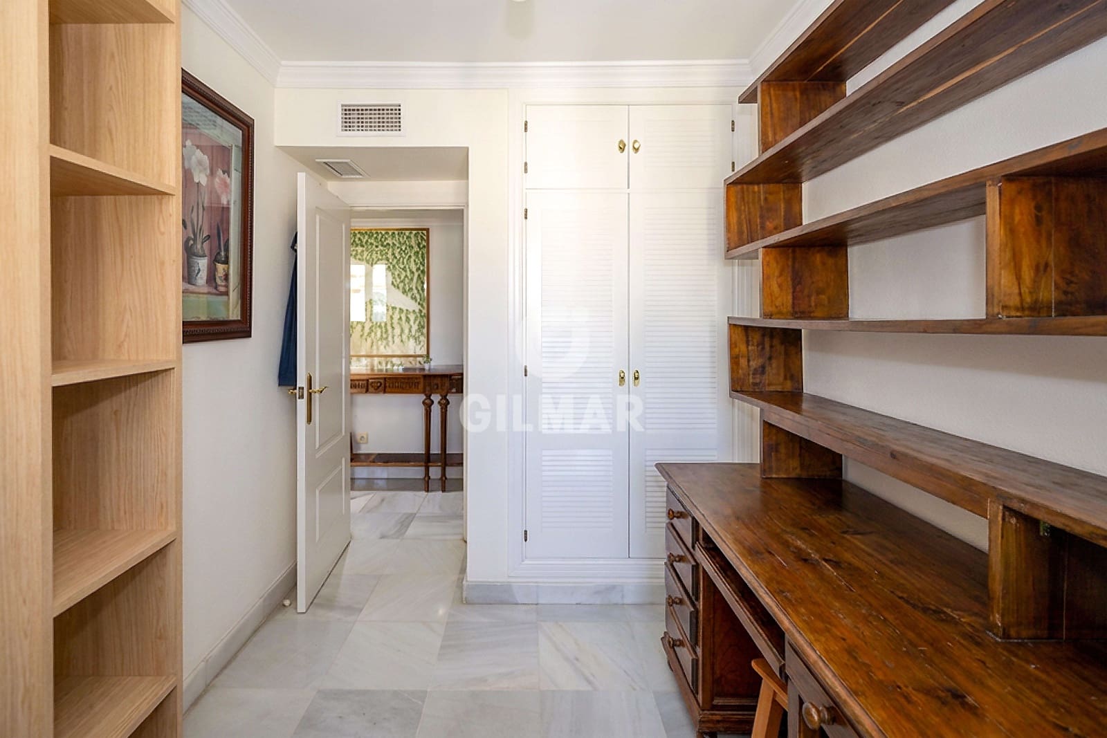 4 quarto Penthouse para venda em Marbella com piscina garagem - 895 000 € (Ref: 9968960)