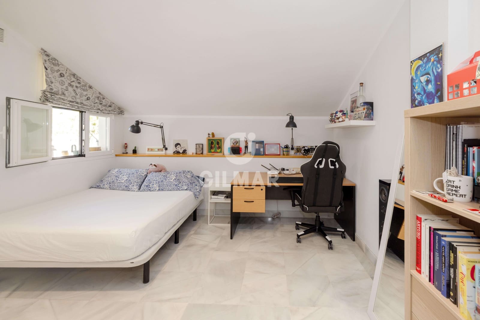 4 quarto Penthouse para venda em Marbella com piscina garagem - 895 000 € (Ref: 9968960)
