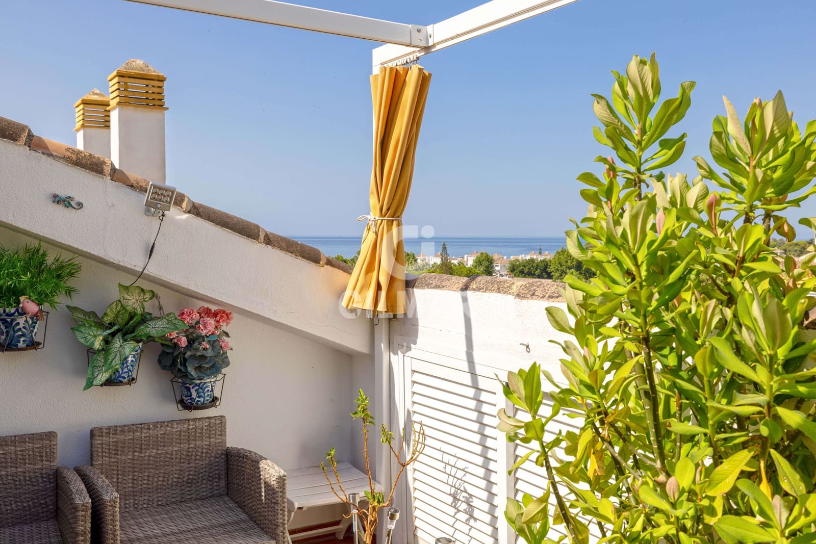 4 quarto Penthouse para venda em Marbella com piscina garagem - 895 000 € (Ref: 9968960)