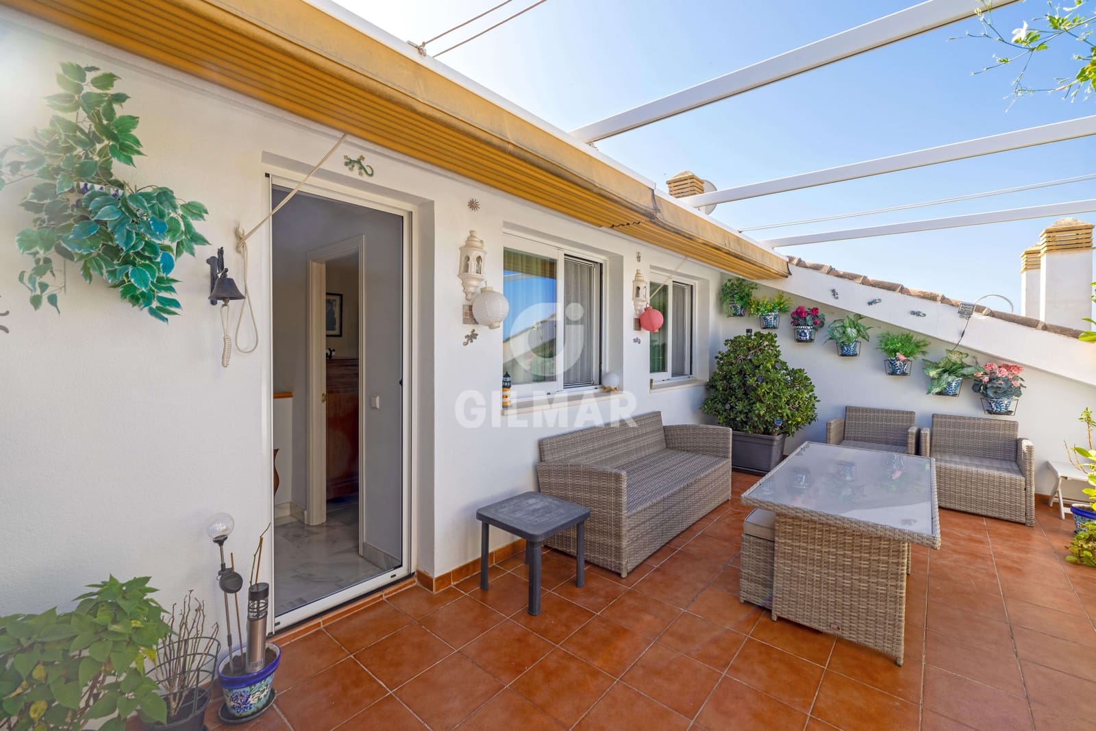 4 quarto Penthouse para venda em Marbella com piscina garagem - 895 000 € (Ref: 9968960)