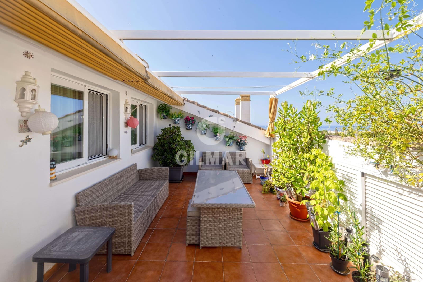 4 quarto Penthouse para venda em Marbella com piscina garagem - 895 000 € (Ref: 9968960)
