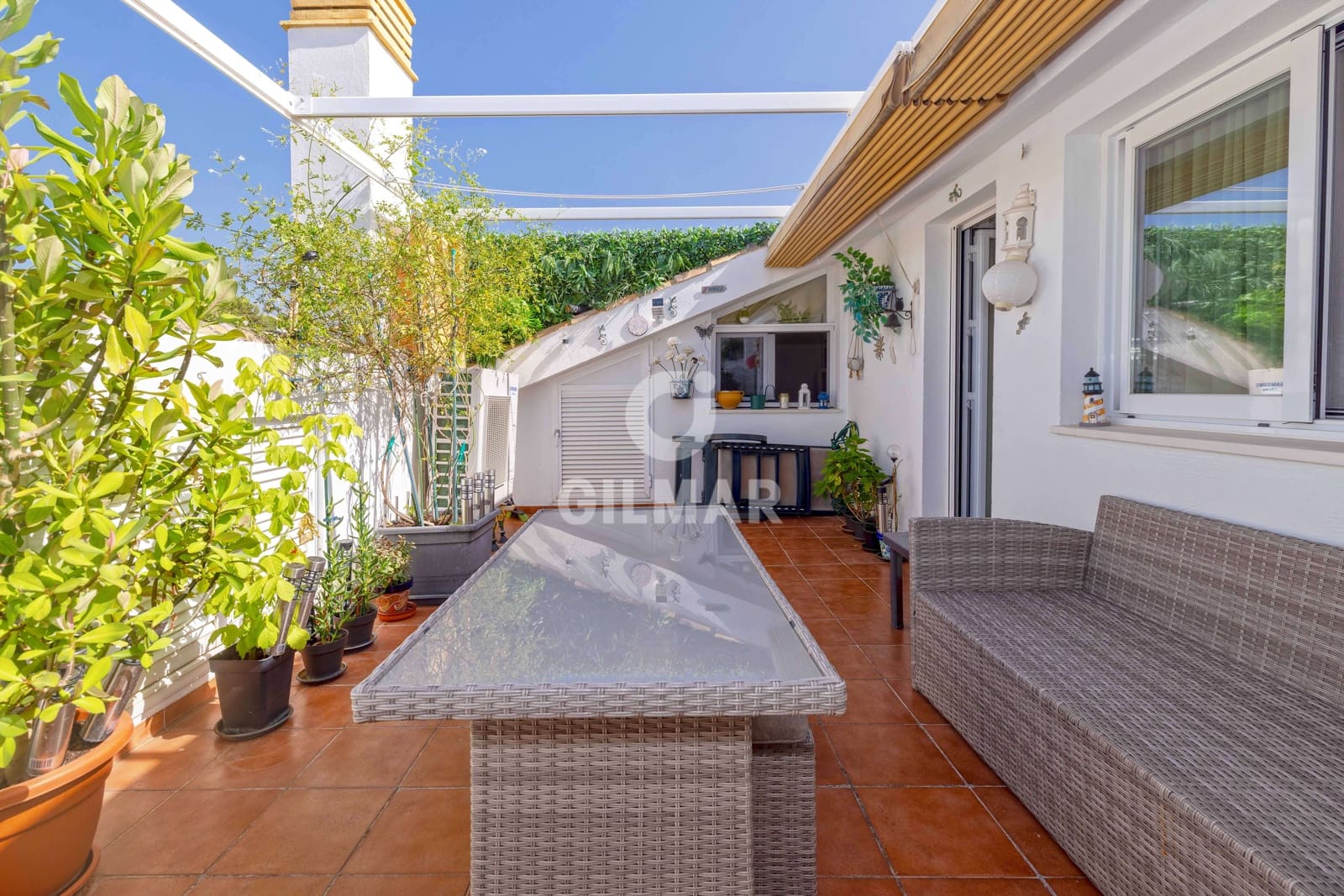 4 quarto Penthouse para venda em Marbella com piscina garagem - 895 000 € (Ref: 9968960)