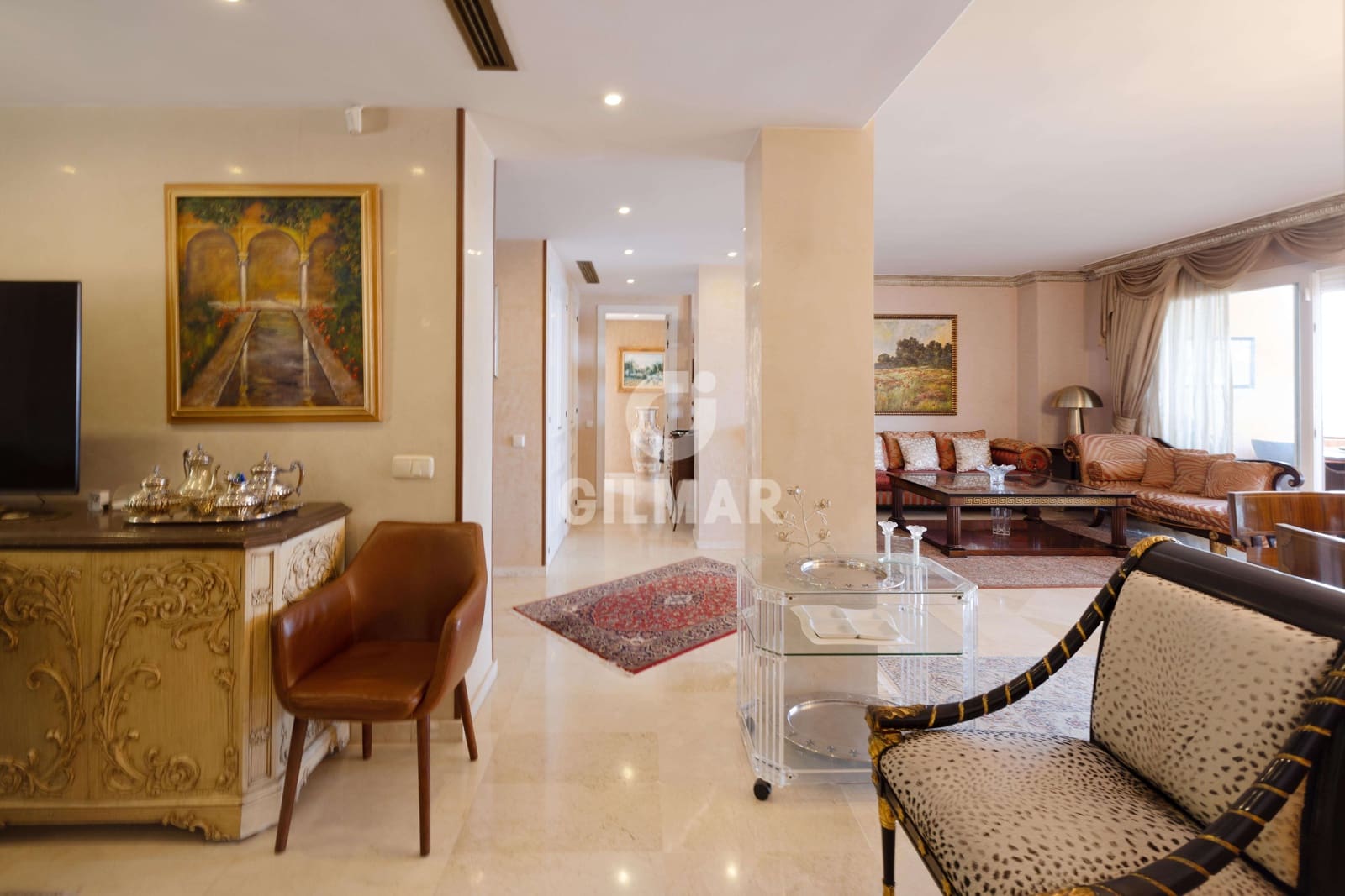 4 soveværelse Penthouse til salg i Rio Real med swimmingpool garage - € 3.850.000 (Ref: 9969111)