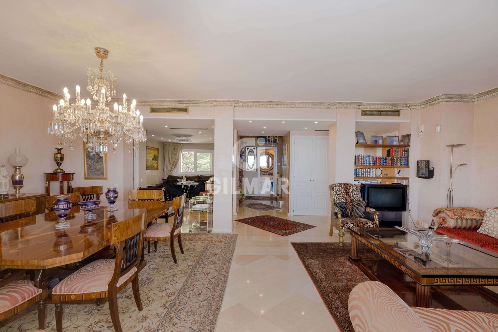 4 soveværelse Penthouse til salg i Rio Real med swimmingpool garage - € 3.850.000 (Ref: 9969111)