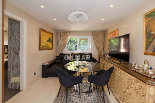 4 soveværelse Penthouse til salg i Río Real, Marbella med swimmingpool garage - € 3.850.000 (Ref: 9969111)