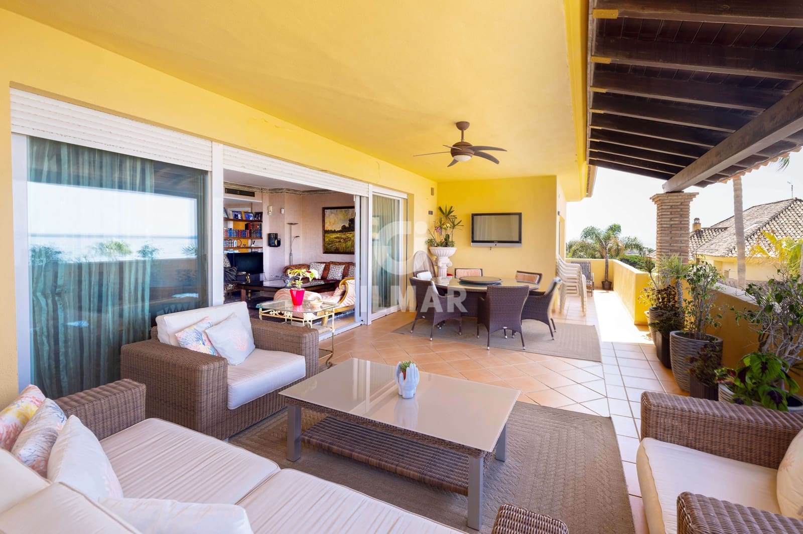 4 soveværelse Penthouse til salg i Rio Real med swimmingpool garage - € 3.850.000 (Ref: 9969111)