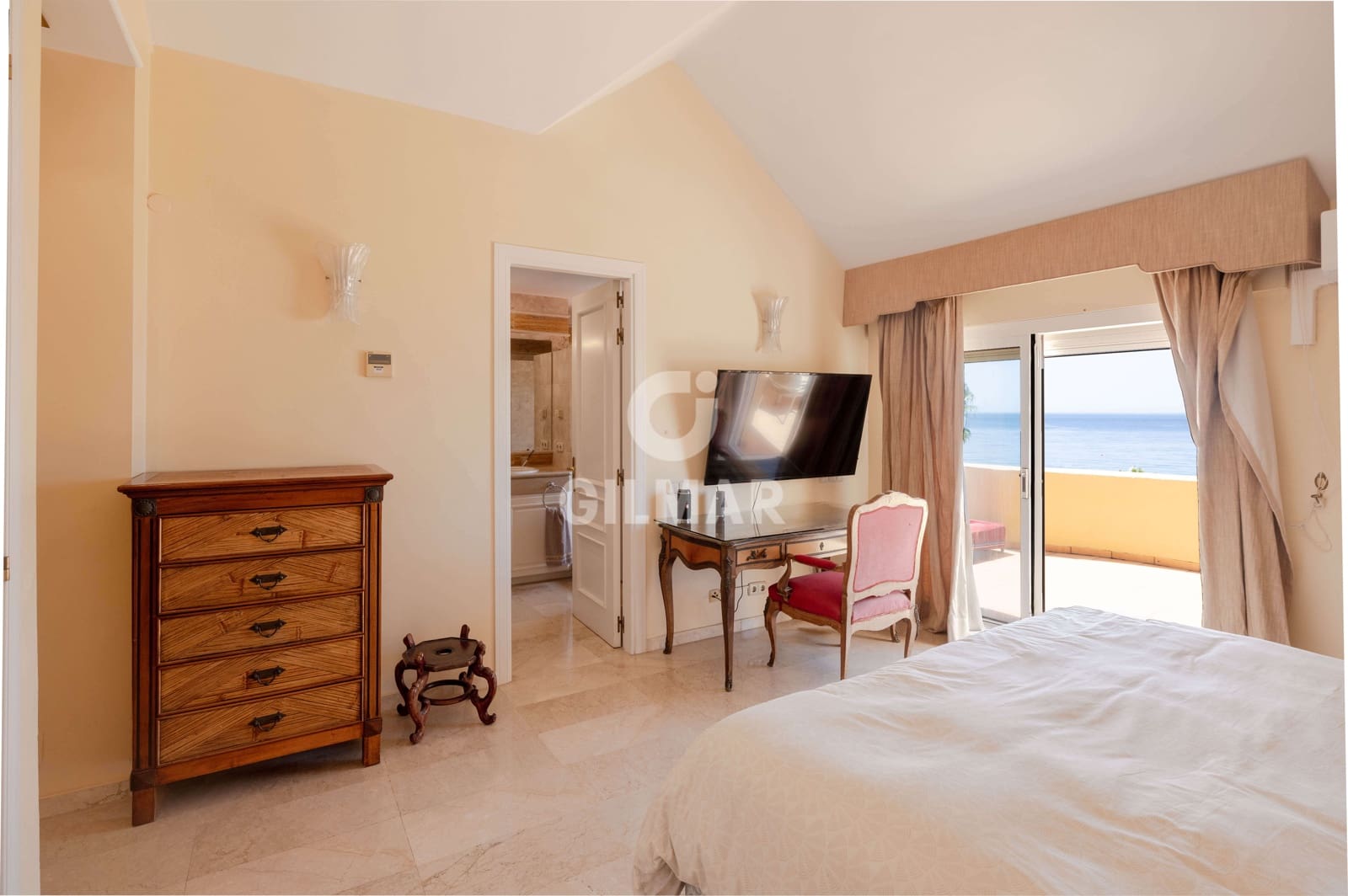 4 soveværelse Penthouse til salg i Rio Real med swimmingpool garage - € 3.850.000 (Ref: 9969111)