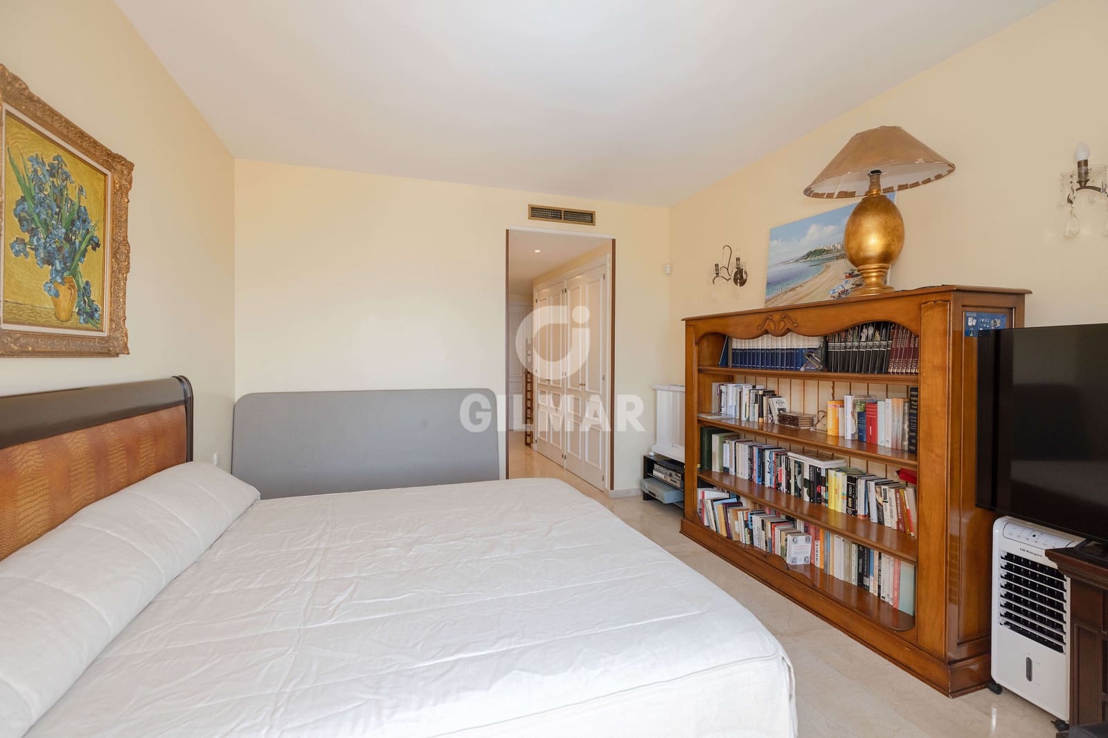 4 soveværelse Penthouse til salg i Rio Real med swimmingpool garage - € 3.850.000 (Ref: 9969111)