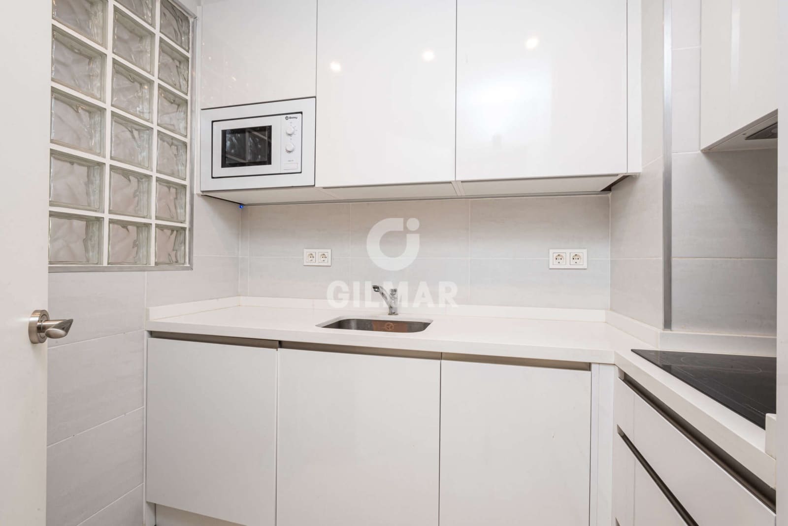 2 soverom Leilighet til salgs i Marbella med svømmebasseng - € 390 000 (Ref: 9973727)