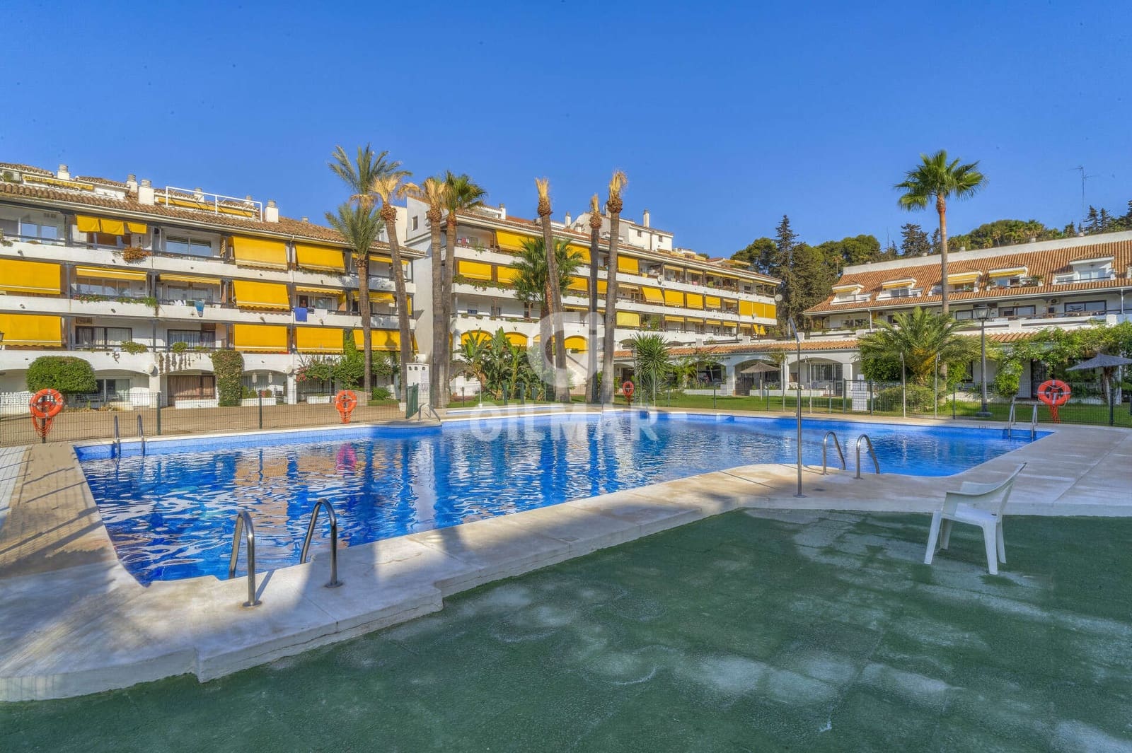 2 soverom Leilighet til salgs i Marbella med svømmebasseng - € 390 000 (Ref: 9973727)