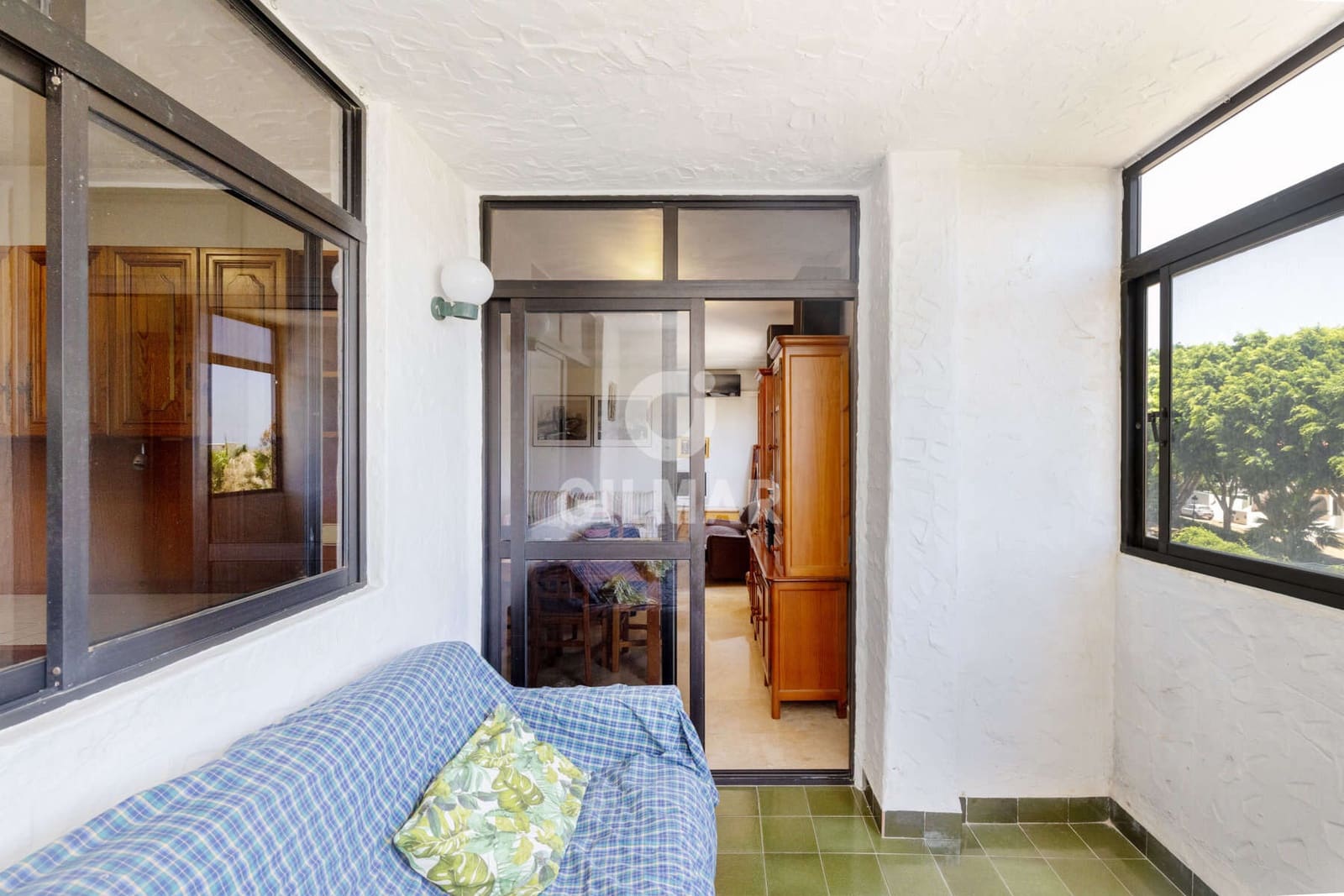 3 bedroom Flat for sale in Estepona with pool - € 450,000 (Ref: 9974014)