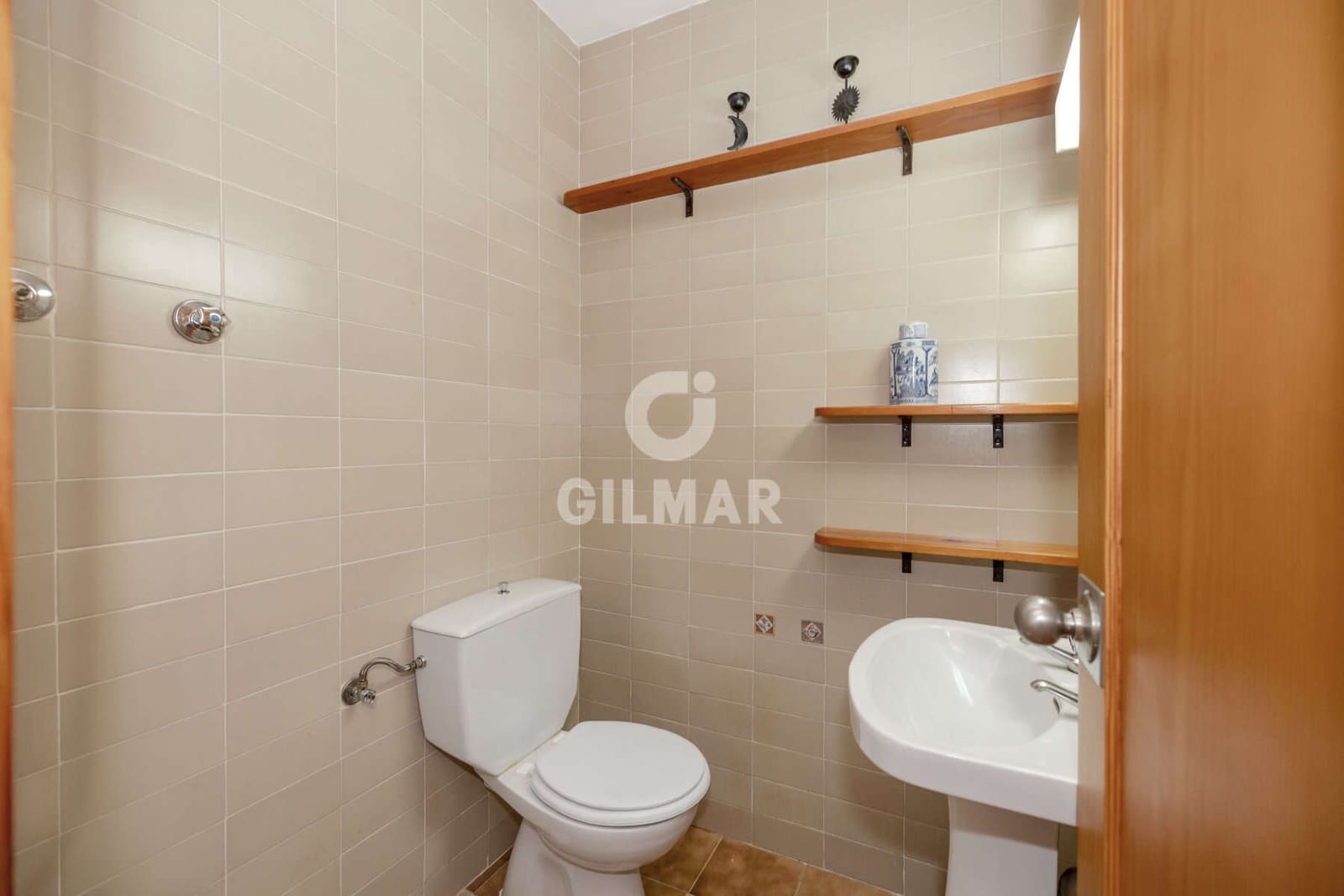 3 bedroom Flat for sale in Estepona with pool - € 450,000 (Ref: 9974014)