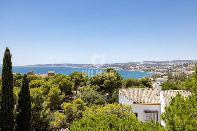 3 makuuhuone Asunto myytävänä paikassa Seghers, Estepona mukana uima-altaan - 450 000 € (Ref: 9974014)