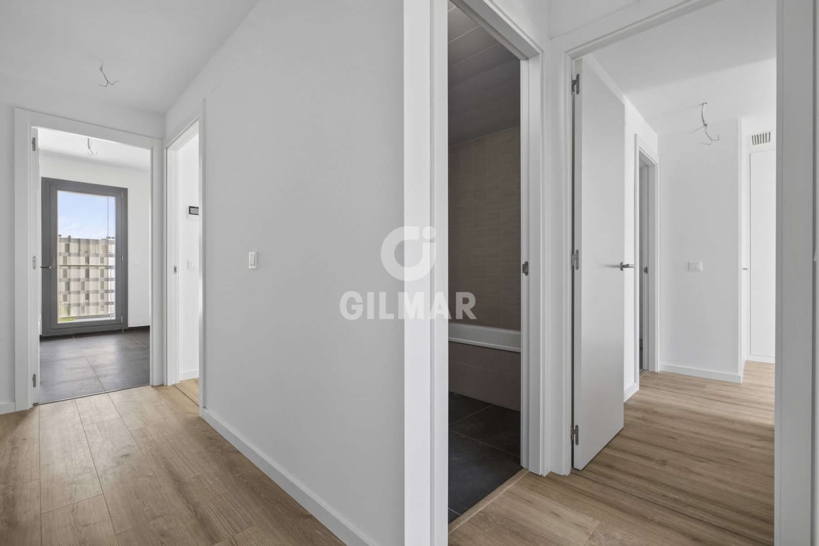 3 soverom Leilighet til salgs i Dos Hermanas med svømmebasseng garasje - € 325 000 (Ref: 9976013)