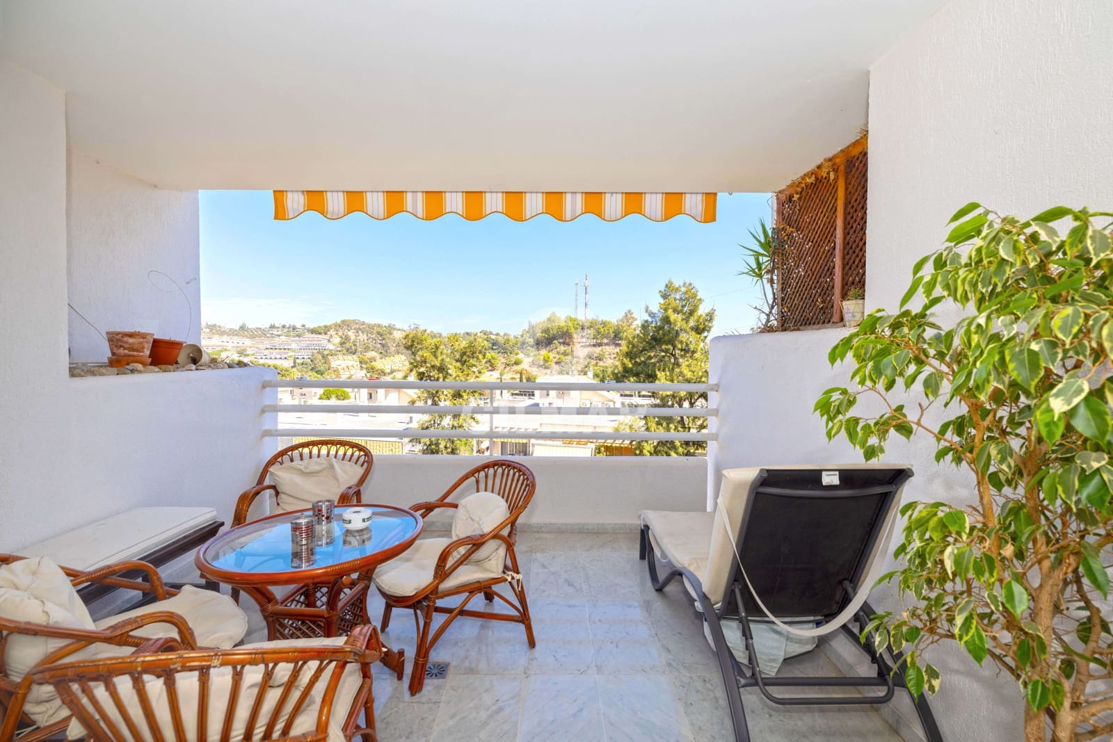 4 slaapkamer Flat te koop in Malaga stad met zwembad garage - € 850.000 (Ref: 9976166)
